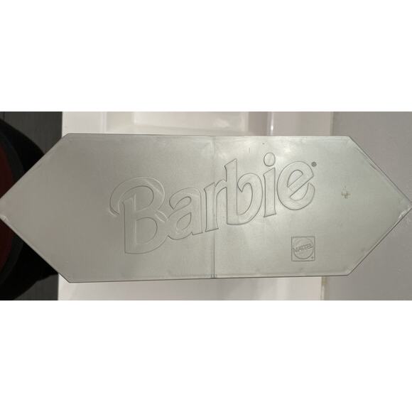 Vintage 2000 Mattel Millennium Princess Barbie Doll NIB Keepsake Hallmark - Picture 7 of 10